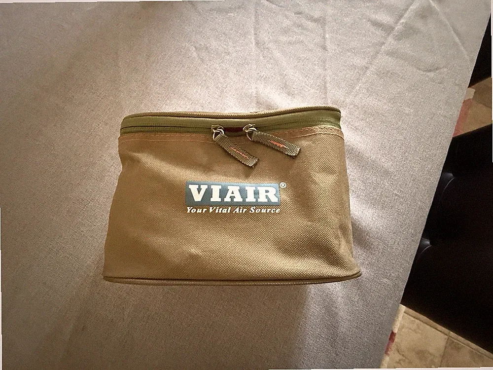 VIAIR Portable Compressor Kit 120 PSI
